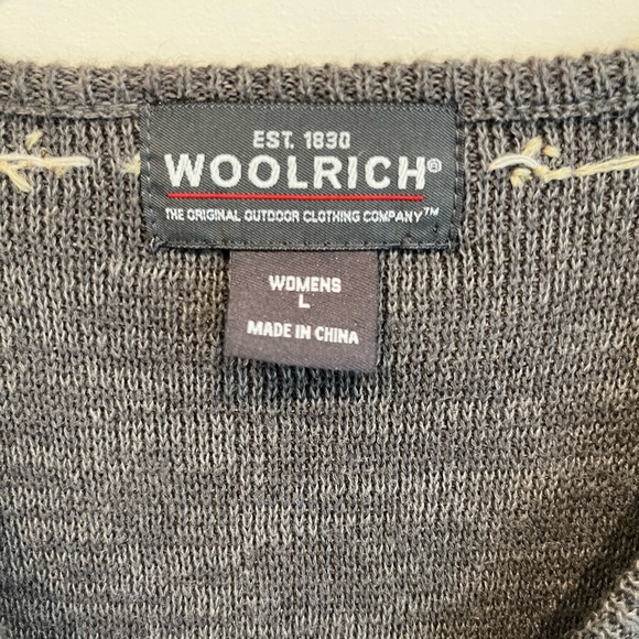 Woolrich Grey Women’s Zip Up Sweater Vest with Snowflake Design - Picture 5 of 5